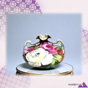 【卓に憩う豊かな花影】オールドノリタケ 薔薇文 両耳花瓶 金彩