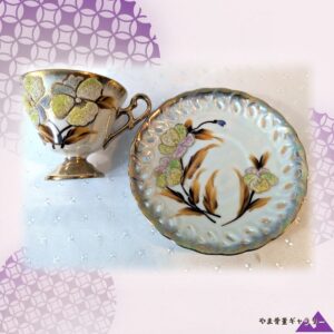【真珠光沢にビーズの花】オールドノリタケ コラレン ラスター彩 カップ&ソーサー