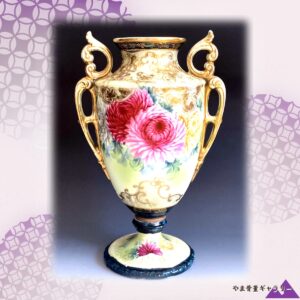 【咲き重なる大輪の菊】オールドノリタケ 金彩 菊花文 両耳花瓶