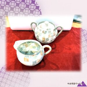 【市松の地肌に淡い虹がにじむ】萬古焼 市松文 クリーマー シュガー 金彩