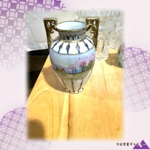 【桜かすむ湖辺の景】オールドノリタケ 風景文 両耳花瓶 金彩