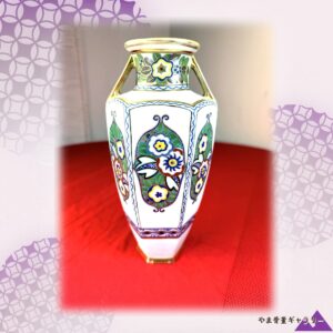 【六面にひらく様式の花】オールドノリタケ アールデコ 花文 六角花瓶 金彩