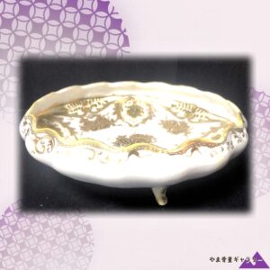 【白磁を駆ける金の唐草】オールドノリタケ 金彩 ビーディング 飾鉢 三足