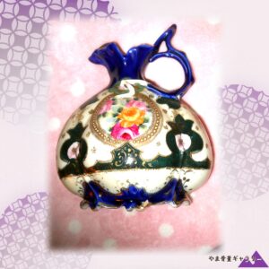 【藍と金がいだく薔薇】オールドノリタケ コバルト金彩 盛上 薔薇文 水差