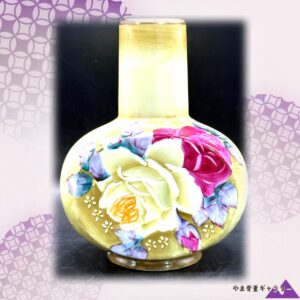 【淡き地に薔薇浮かぶ】オールドノリタケ 薔薇文 花瓶 金彩