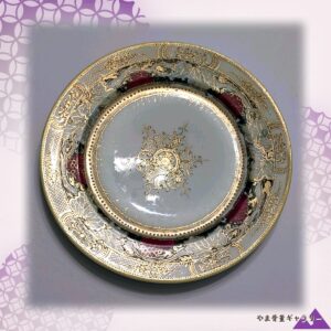【金彩の唐草が静かに渦巻く】オールドノリタケ 金盛 唐草文 飾皿 金彩
