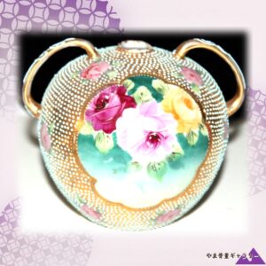 【粒だつ金地に咲く三輪】オールドノリタケ ビーディング 薔薇文 両耳花瓶 金彩