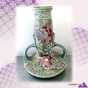 【網目の盛上に咲く菊】オールドノリタケ 盛上 菊花文 両耳花瓶