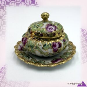 【薔薇咲きこぼれる蓋物】オールドノリタケ 金盛 薔薇文 蓋物 ジュエル装飾