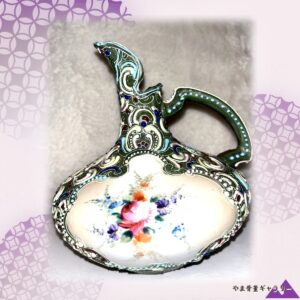 【緑地に盛り上がる唐草の波】オールドノリタケ 盛上 草花文 水注 ジュエル装飾