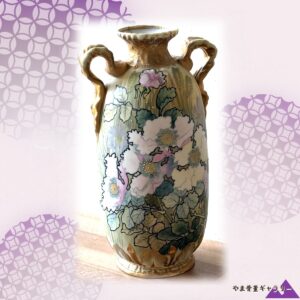 【緑陰にひらく白い花】オールドノリタケ 草花文 双耳花瓶 金彩