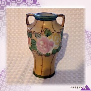【竹割の地に薔薇ひらく】オールドノリタケ 盛上 薔薇文 両耳花瓶