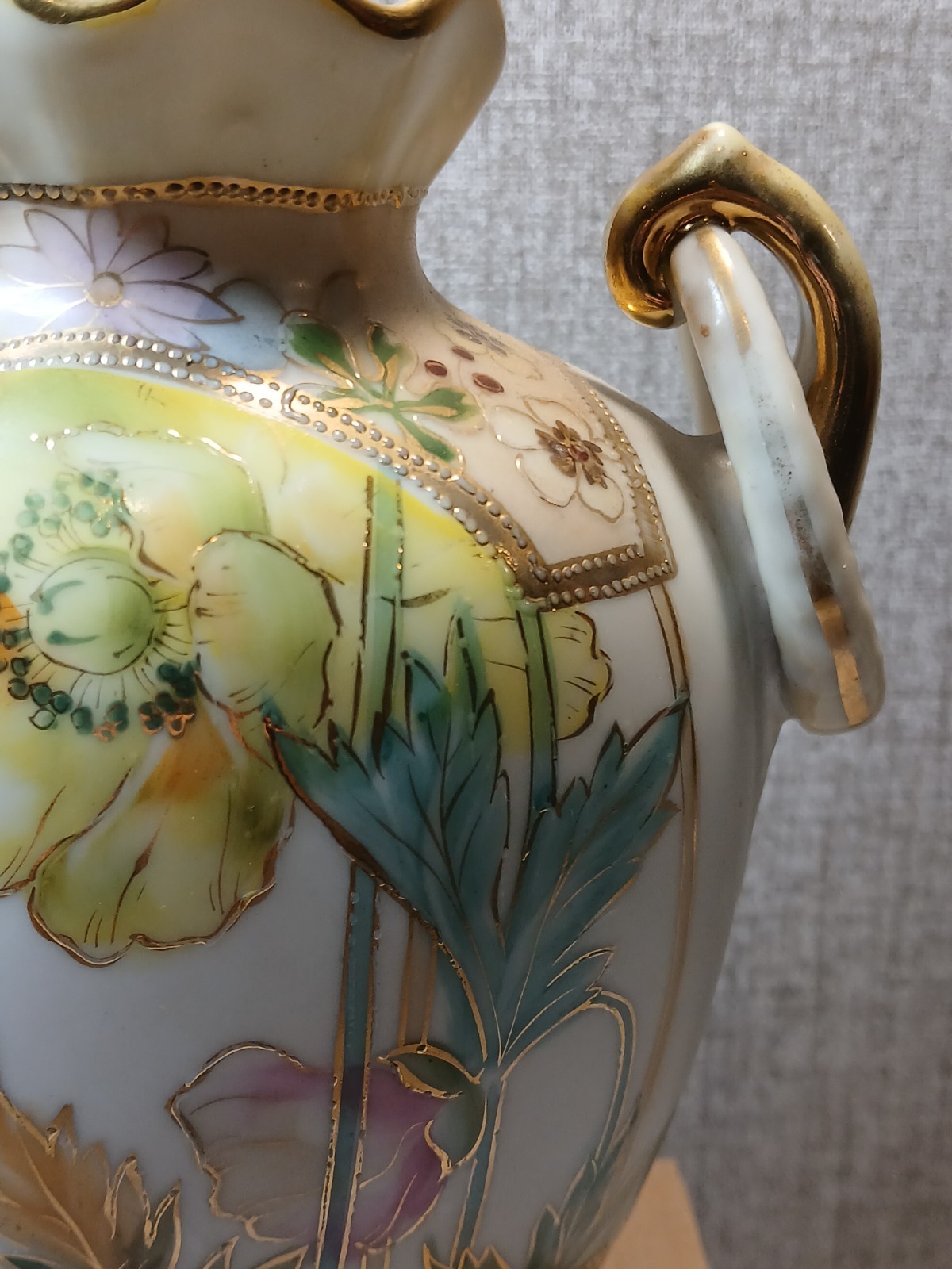 【金線に揺れる芥子の花】オールドノリタケ 金彩 芥子文 両耳花瓶 - 画像 (3)
