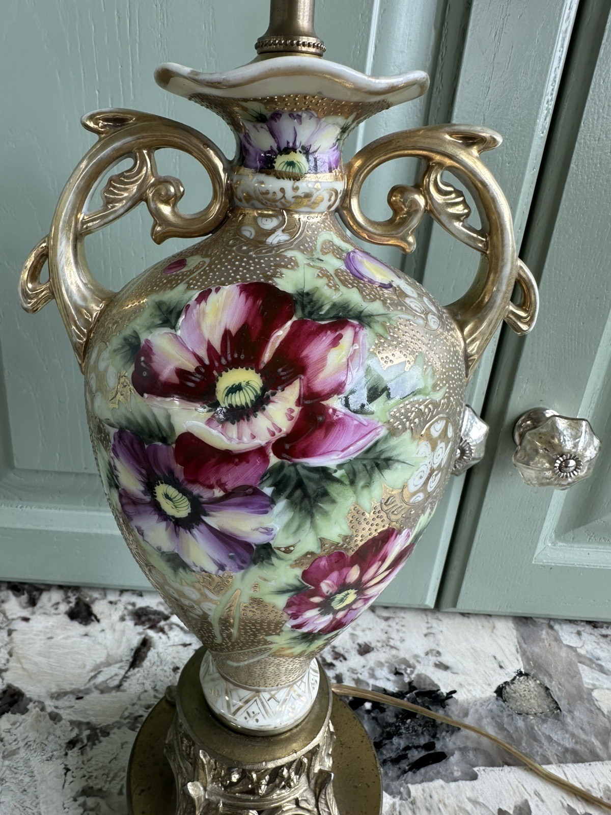 【金砂にあふれるアネモネ】オールドノリタケ 金盛 花文 両耳花瓶 ランプ仕立て - 画像 (2)