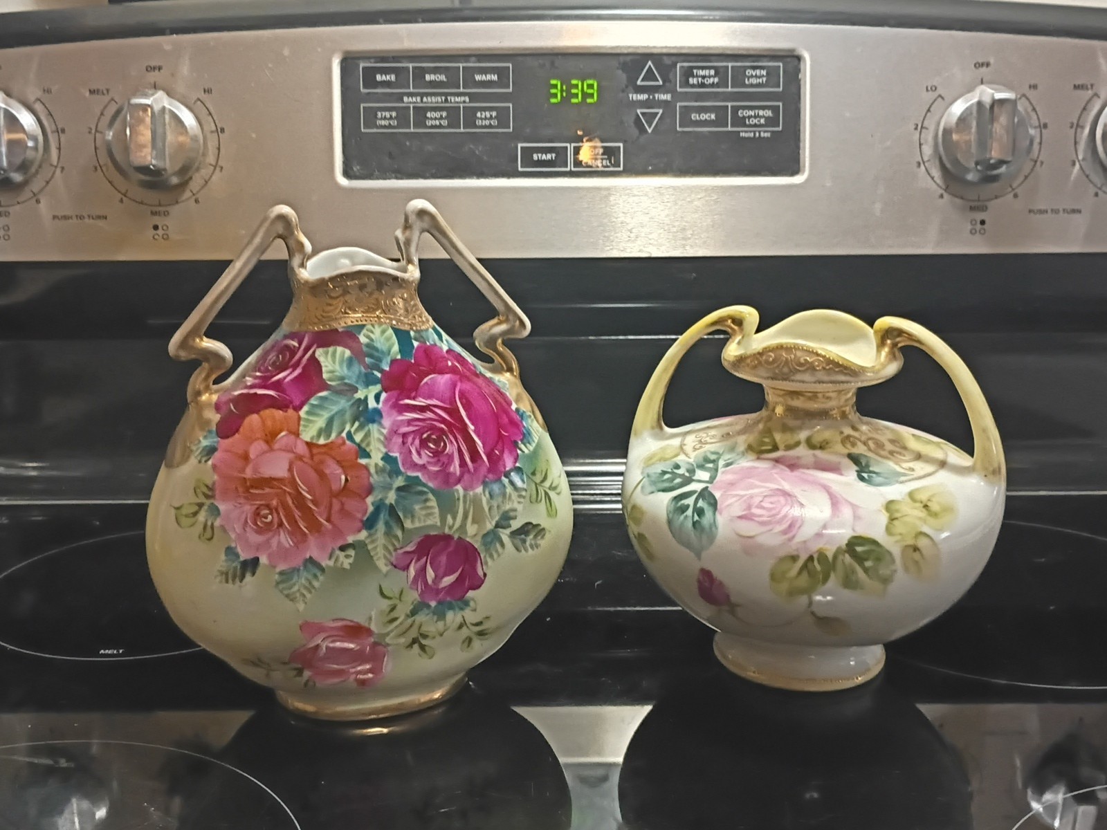 【金肩に咲きあふれる薔薇】オールドノリタケ 薔薇文 両耳花瓶 金彩 - 画像 (3)