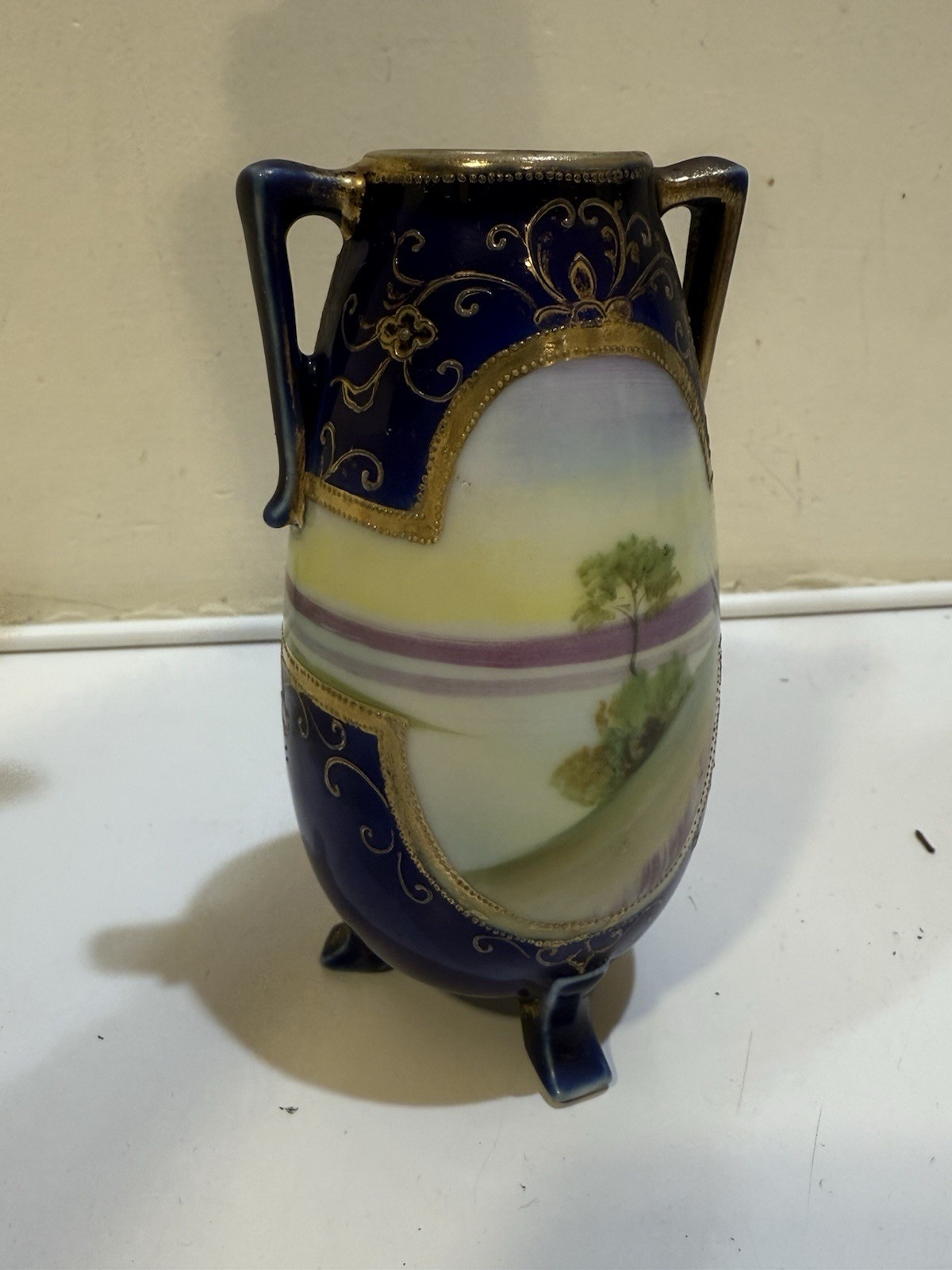 【瑠璃の窓にひらく水辺】オールドノリタケ コバルト金彩 風景文 両耳花瓶 - 画像 (3)