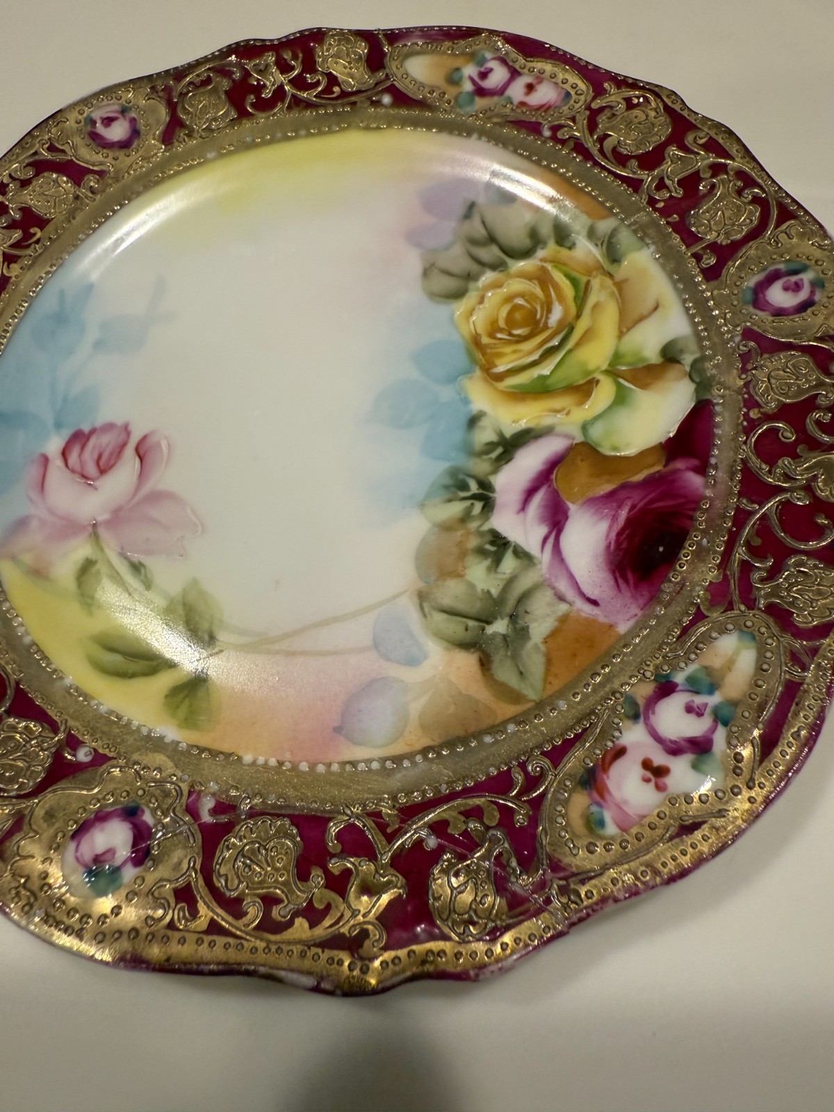 【金に縁どる薔薇の窓】オールドノリタケ 金盛 薔薇文 飾皿 - 画像 (2)