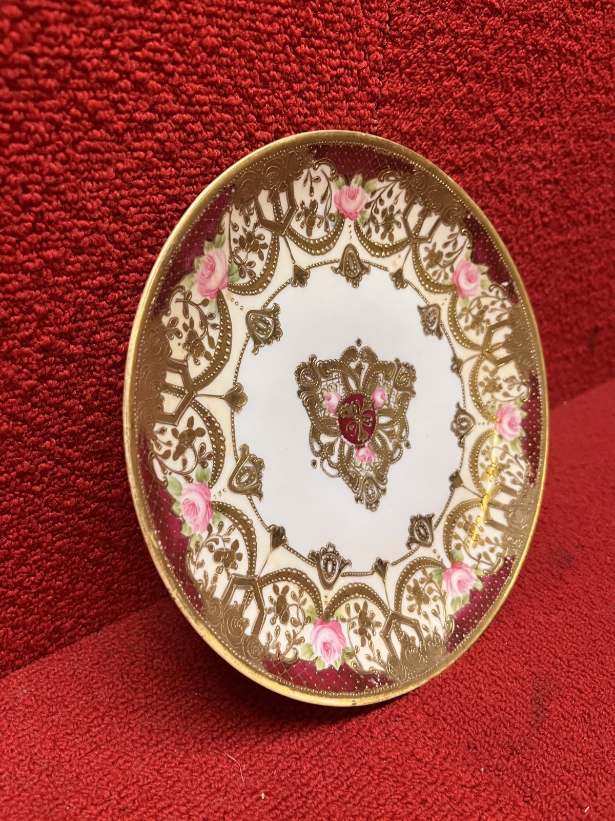 【金にむすぶ薔薇の心】オールドノリタケ 金盛 薔薇文 飾皿 金彩 - 画像 (2)