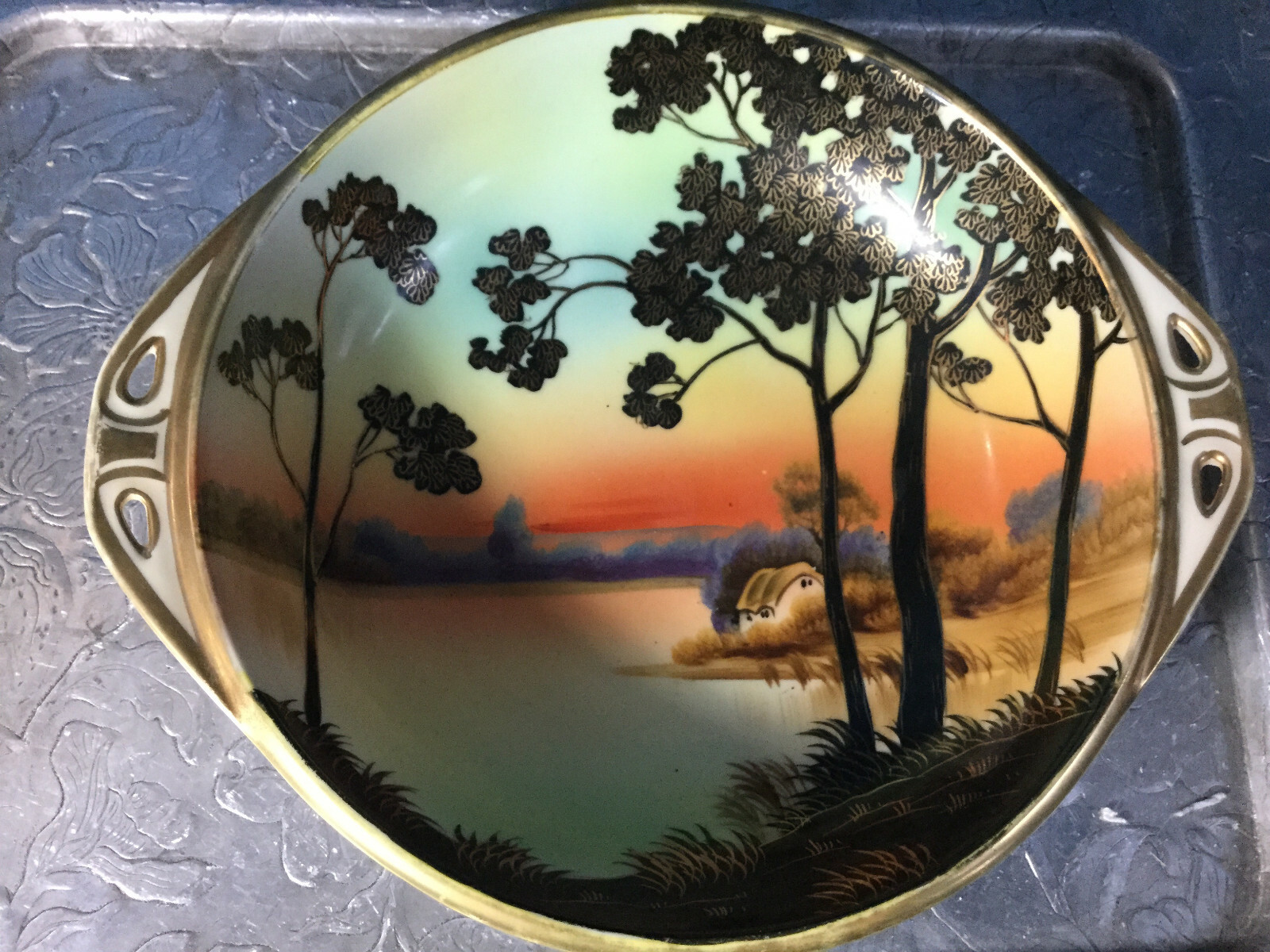 【黄昏の湖が金に染まる】オールドノリタケ 風景文 八角手付鉢 金彩 - 画像 (3)