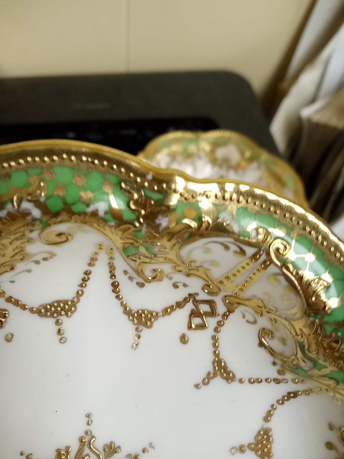 【卓上にきらめく金と翠】オールドノリタケ 金盛 ジュエル装飾 小鉢 三客 金彩 - 画像 (3)