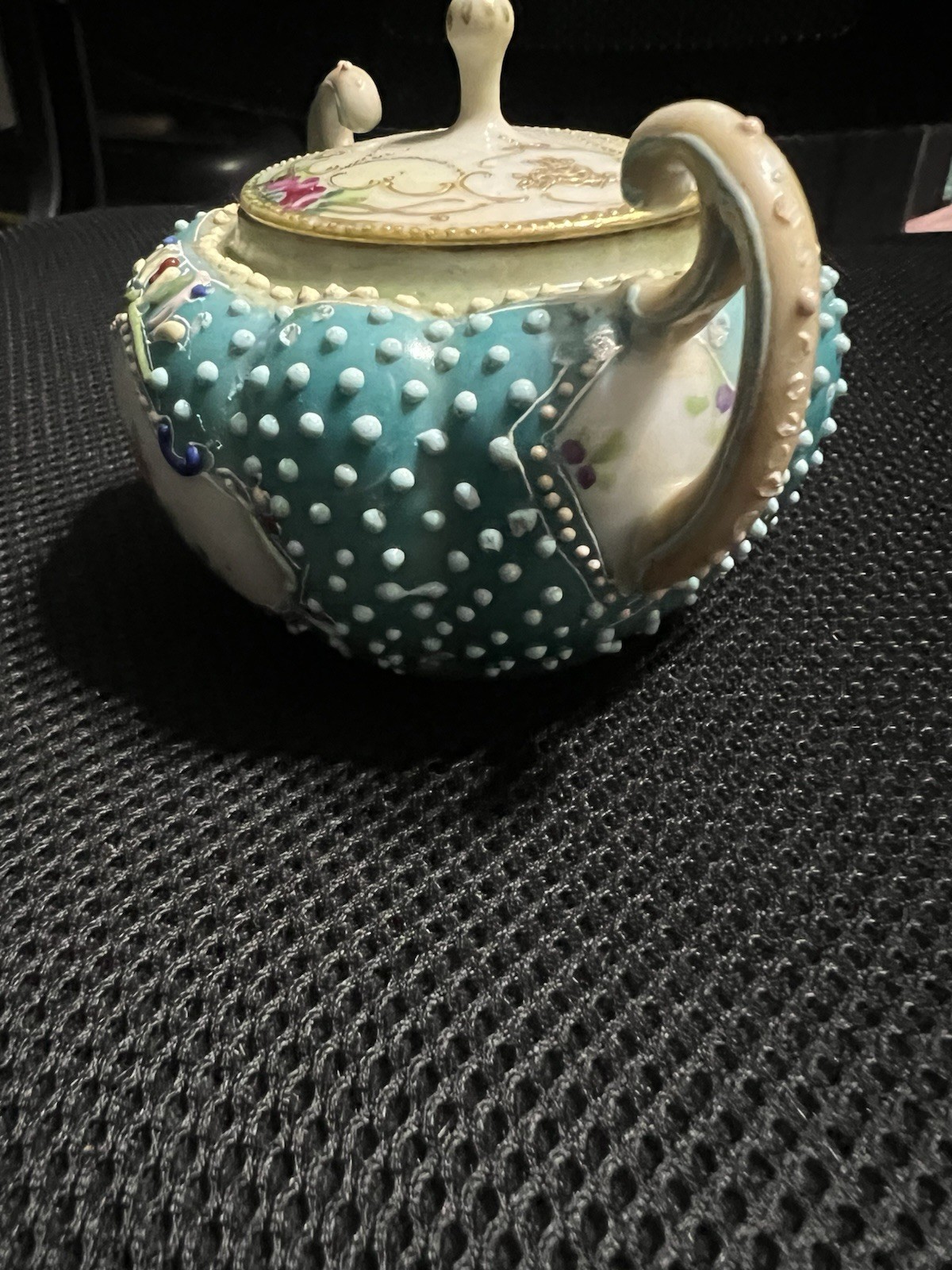 【碧の粒が埋める蓋物】オールドノリタケ 盛上 花文 蓋物 金彩 - 画像 (3)