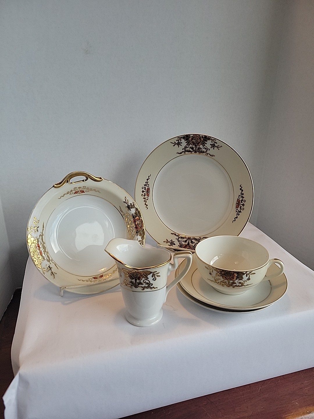 【金の唐草が卓に咲く】オールドノリタケ 金彩 花文 ティーセット 6点 - 画像 (2)