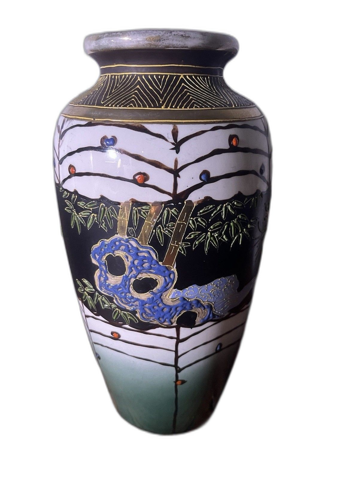 【盛上が躍る藍の花野】薩摩焼 盛上 花文 花瓶 金彩 - 画像 (3)