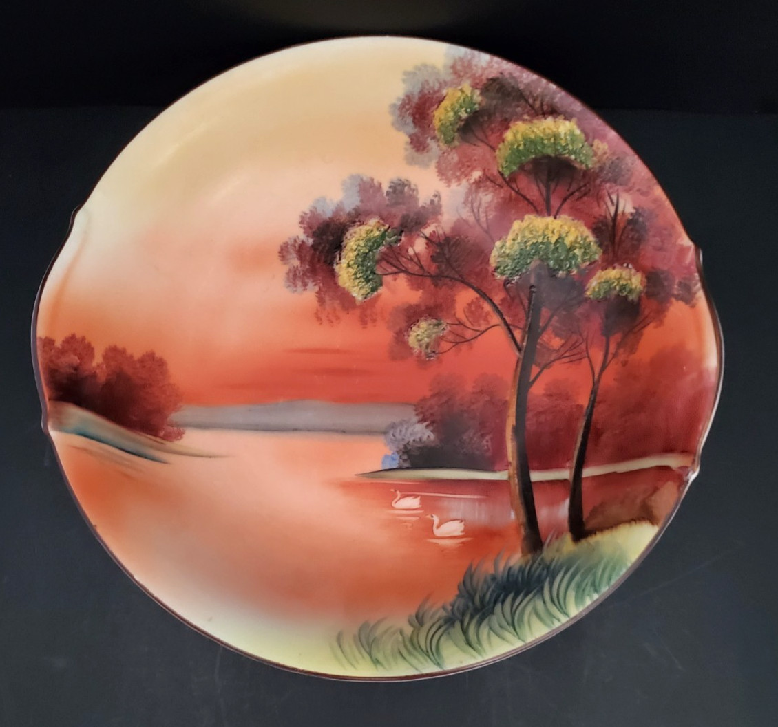 【夕焼けの湖にわたる白鳥】オールドノリタケ 盛上 風景文 飾鉢 金彩 - 画像 (2)