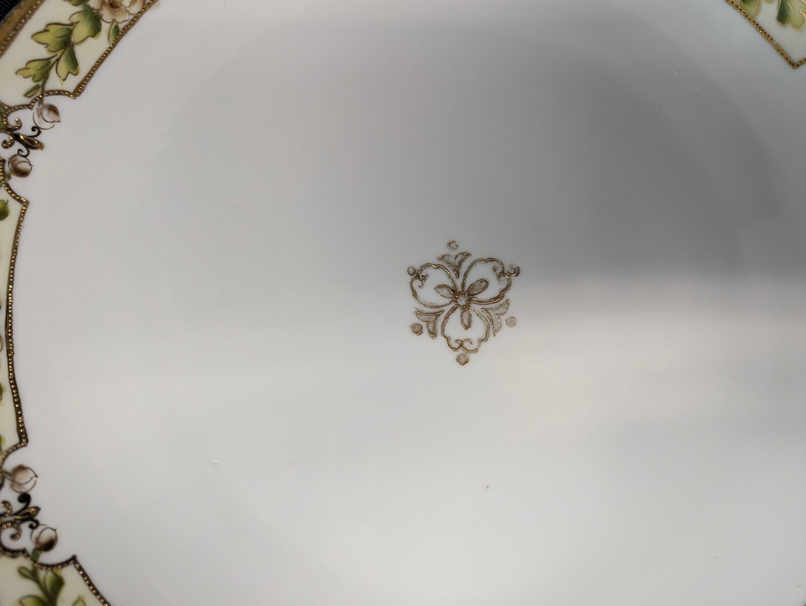 【金盛の縁に薔薇めぐる皿】オールドノリタケ 金盛 薔薇文 両耳飾皿 金彩 - 画像 (2)