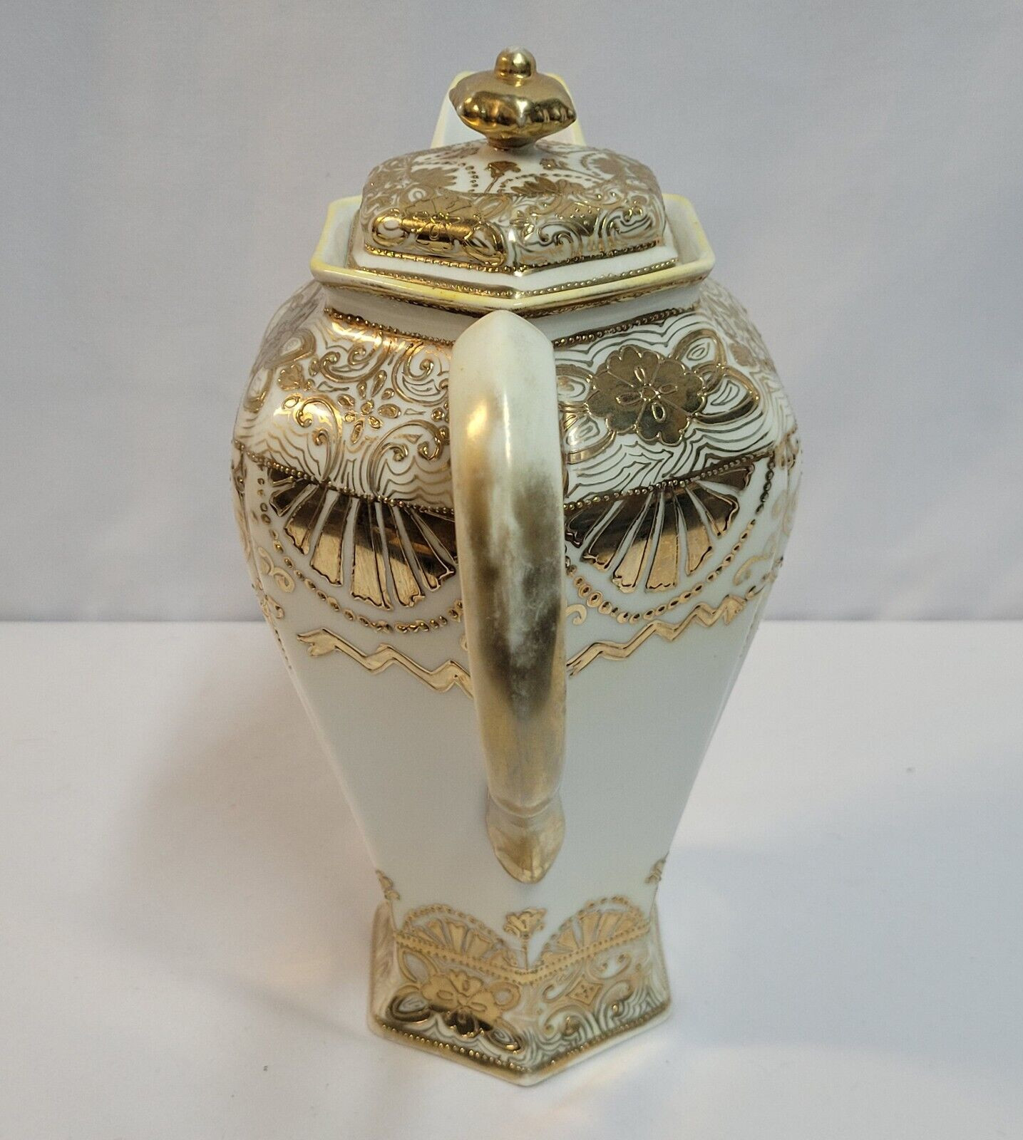 【八面に満ちる金の装い】オールドノリタケ 金盛 コーヒーポット 金彩 - 画像 (2)