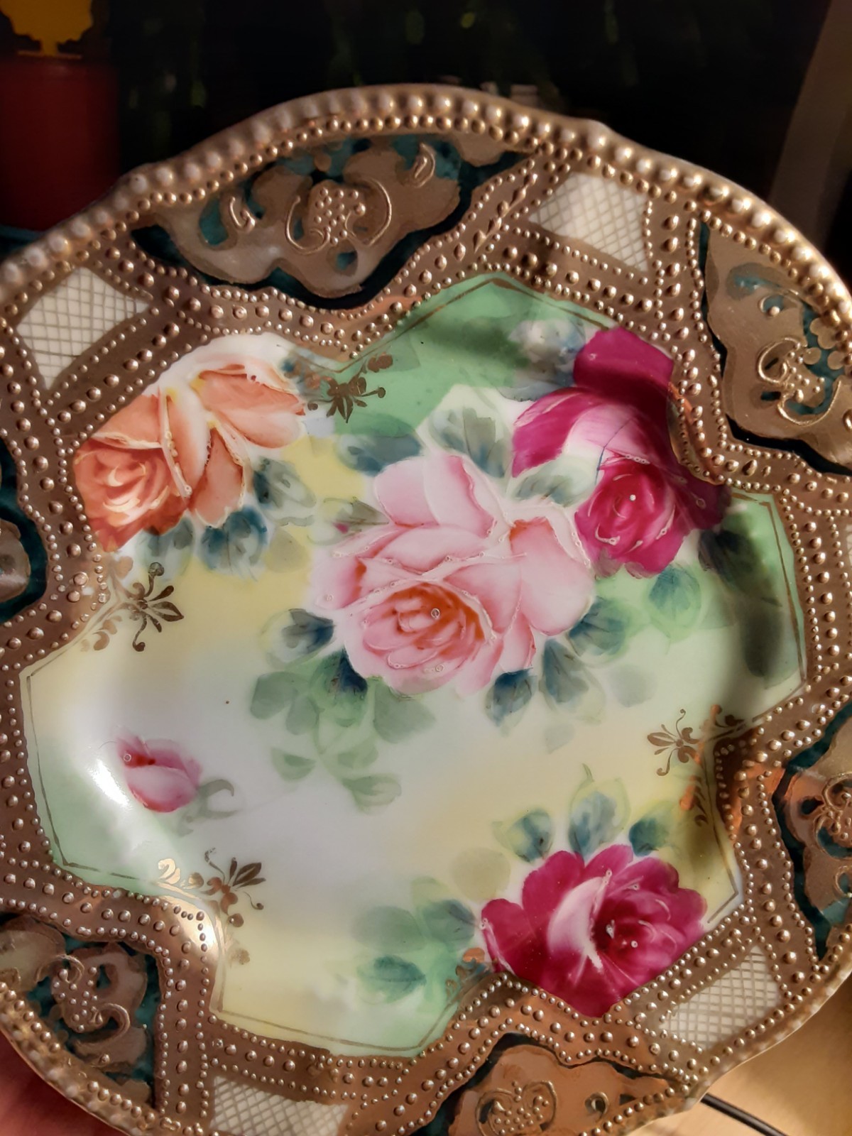 【金の縁に薔薇あふれる】オールドノリタケ 金盛 薔薇文 飾皿 - 画像 (3)