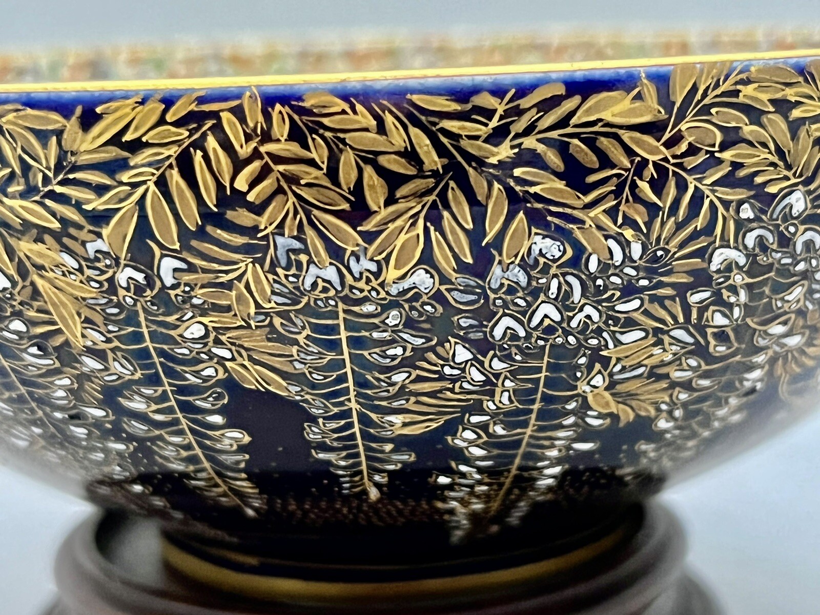 【鉢に舞う千の蝶】薩摩焼 干山 千蝶文 鉢 金彩 - 画像 (3)