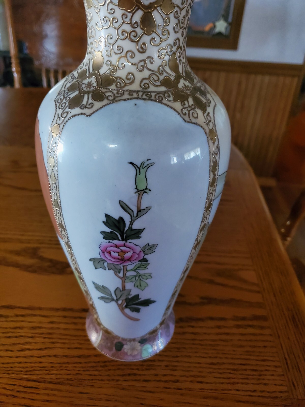 【金の蔓に咲く牡丹】オールドノリタケ 草花文 双耳花瓶 金彩 - 画像 (2)