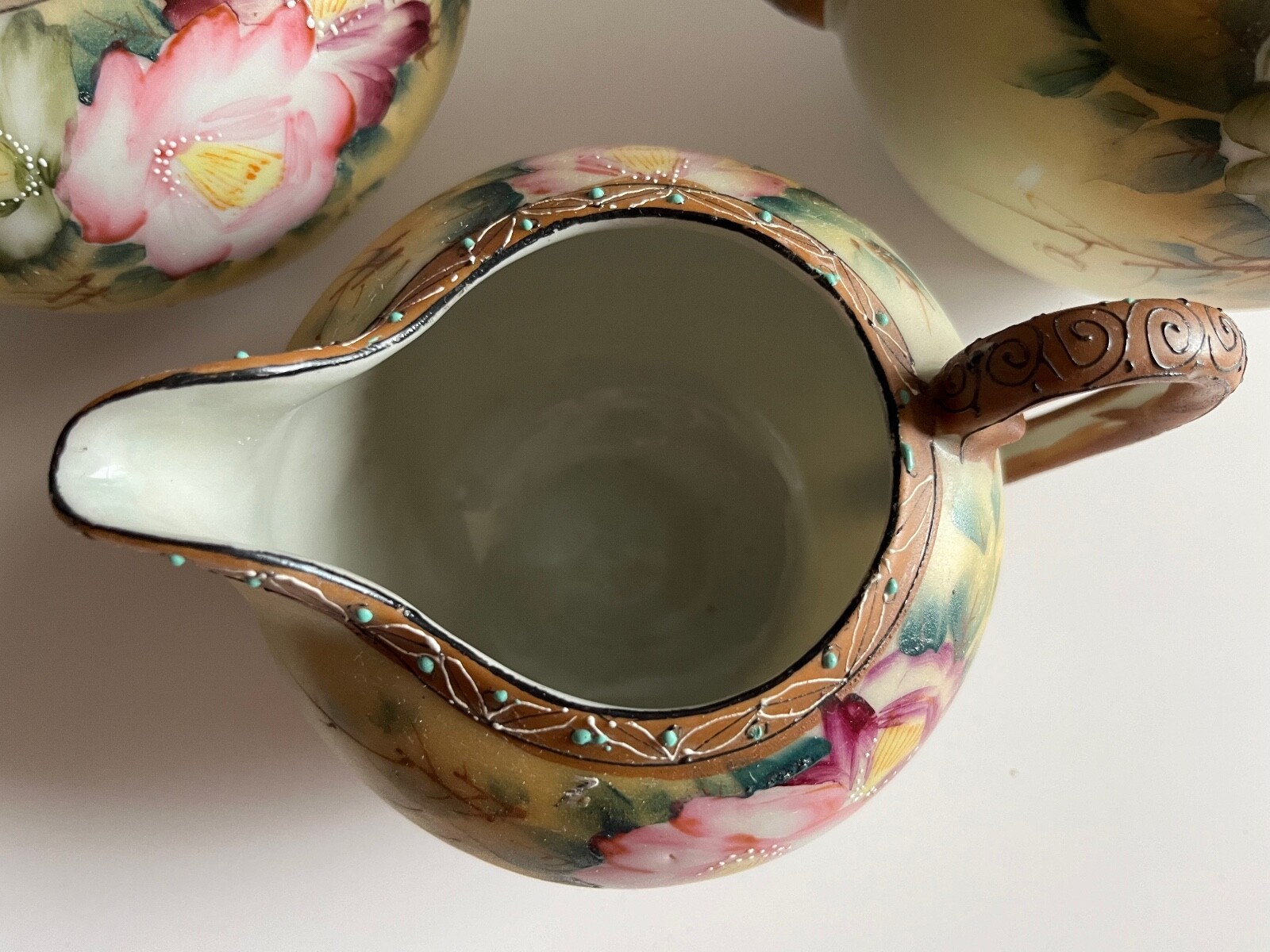 【クリーム地に咲く薔薇】オールドノリタケ ジュエル装飾 薔薇文 ティーセット 金彩 - 画像 (3)