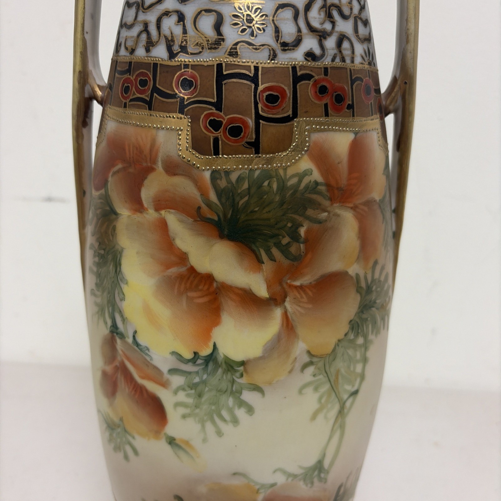 【金の帯に咲く橙の芥子】オールドノリタケ 金彩 芥子文 幾何文 双耳花瓶 - 画像 (3)