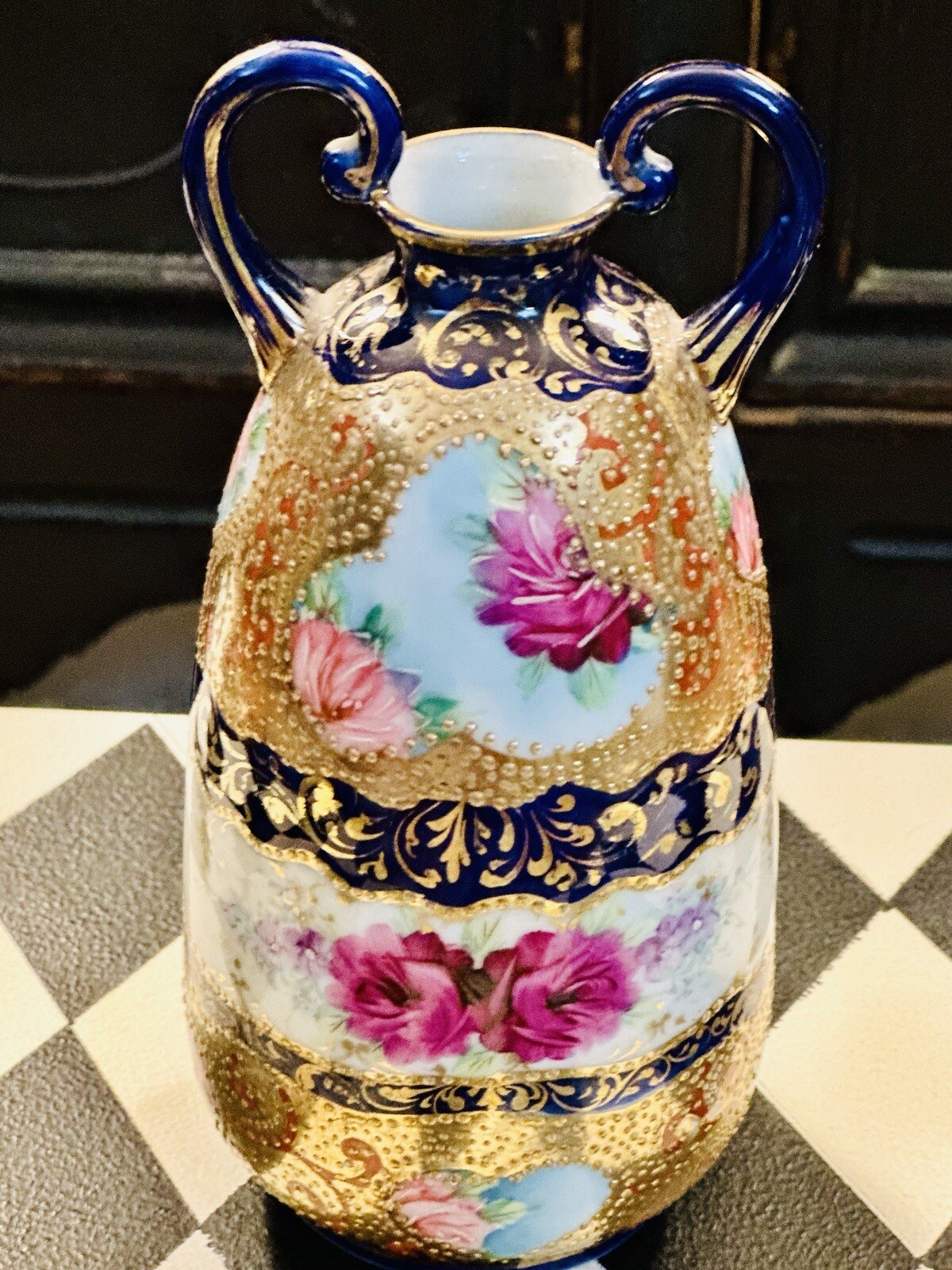 【金の粒の海に咲く薔薇】オールドノリタケ コバルト金彩 金盛 薔薇文 双耳花瓶 - 画像 (2)