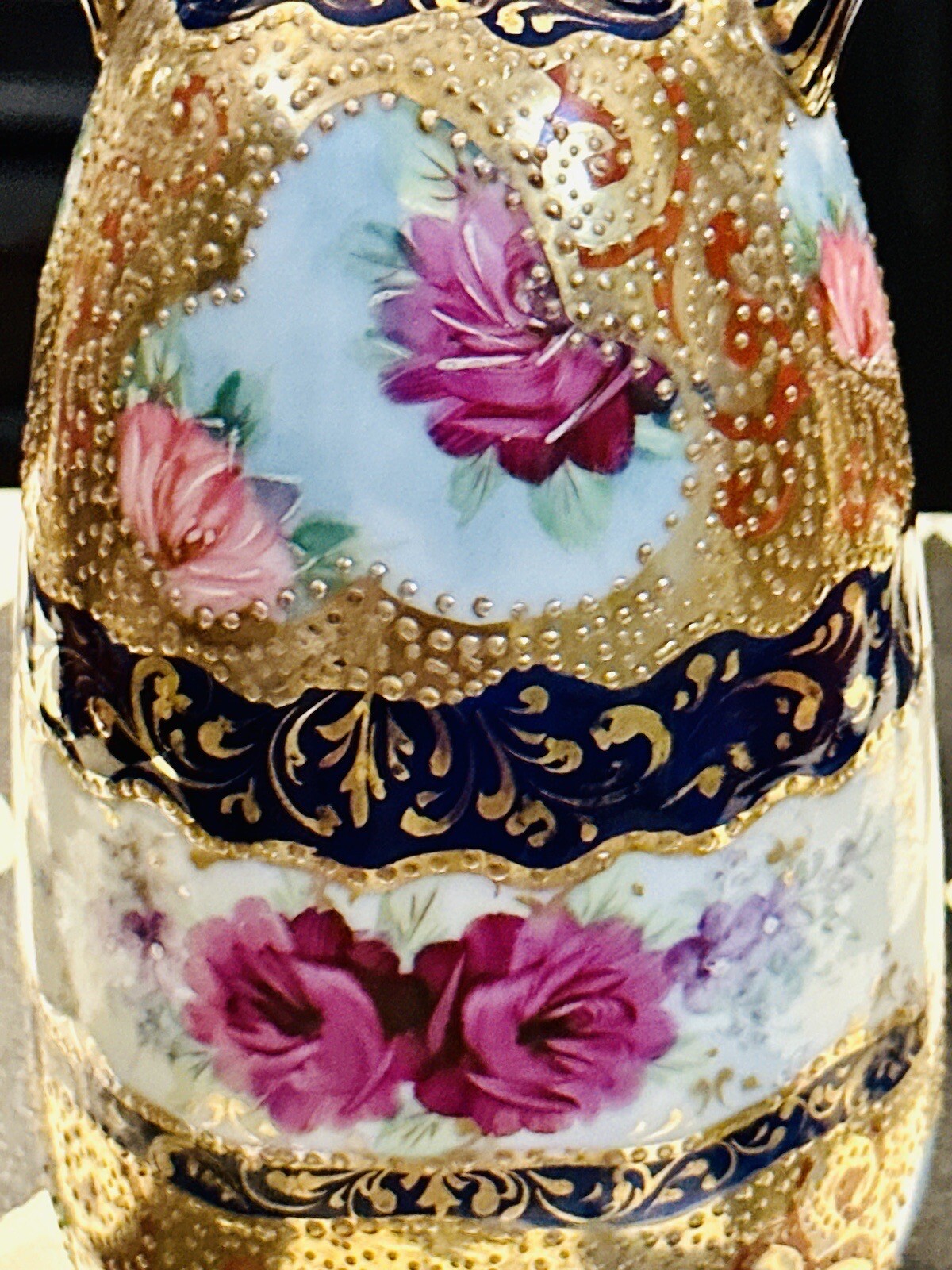【金の粒の海に咲く薔薇】オールドノリタケ コバルト金彩 金盛 薔薇文 双耳花瓶 - 画像 (3)