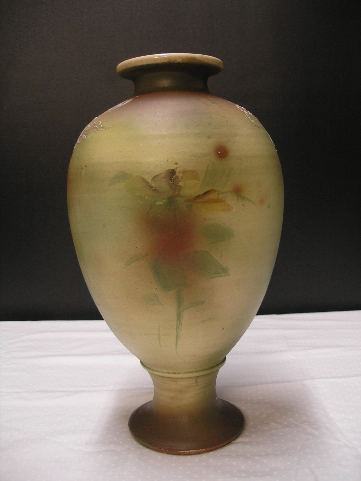 【白盛が薔薇をいだく】オールドノリタケ 盛上 薔薇文 花瓶 - 画像 (3)