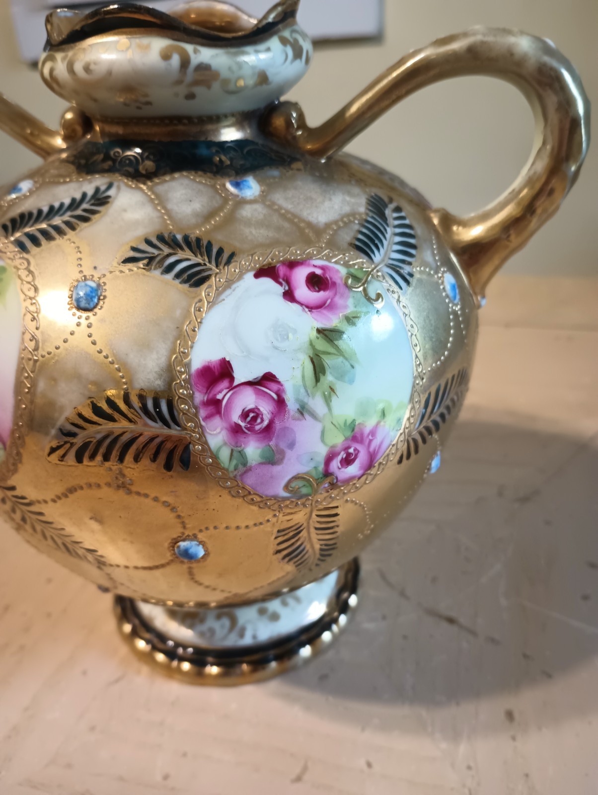 【金網に守られし薔薇窓】オールドノリタケ 金盛 薔薇文 両耳花瓶 ジュエル装飾 - 画像 (2)