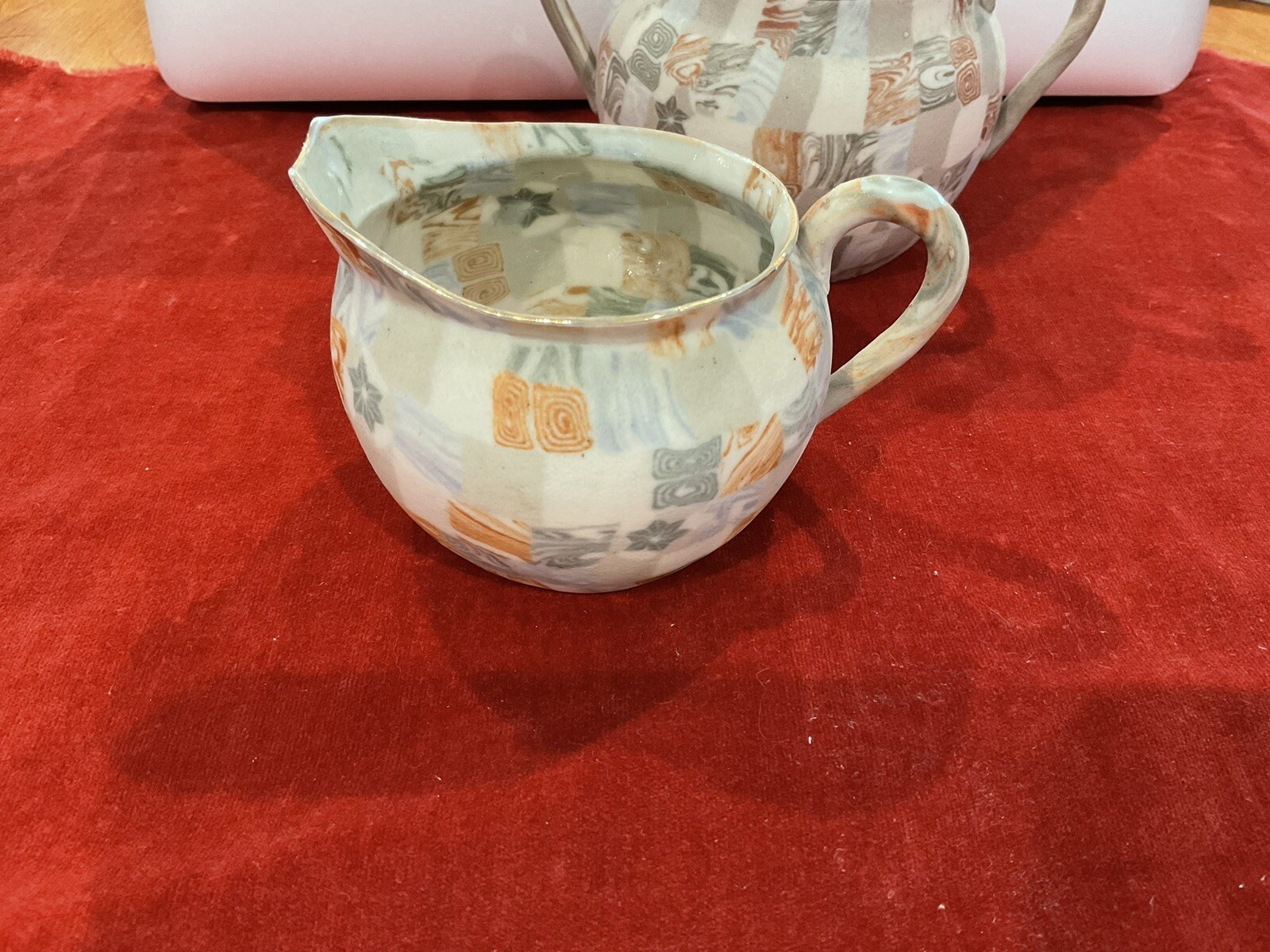 【市松の地肌に淡い虹がにじむ】萬古焼 市松文 クリーマー シュガー 金彩 - 画像 (2)