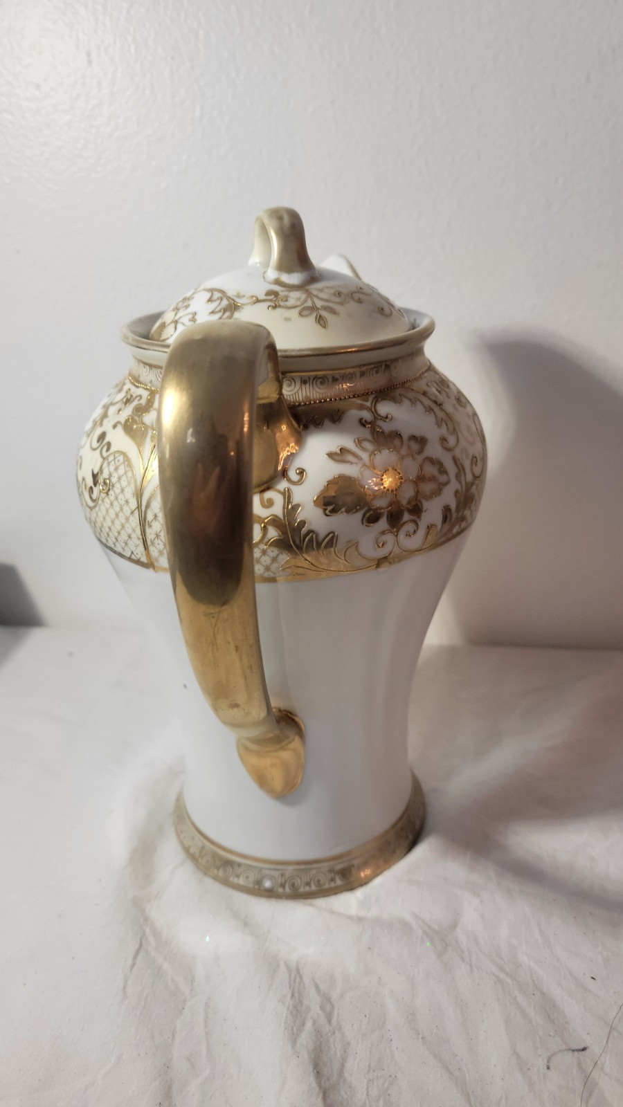 【金彩の蔓が宴をくゆらす】オールドノリタケ 金盛 花唐草文 チョコレートポット 金彩 - 画像 (3)
