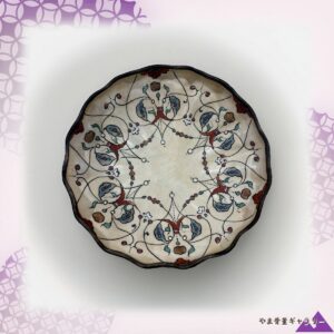 【更紗めく花唐草の小鉢】オールドノリタケ 色絵 花唐草文 三つ足鉢