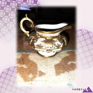 【金泥の唐草がめぐる注ぎ口】オールドノリタケ 金盛 唐草文 クリーマー 金彩