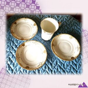 【金彩の飾り綱が白磁をめぐる】オールドノリタケ 金盛 花文 カップ&ソーサー