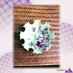 【菫がこぼれる金縁の皿】オールドノリタケ 手描き 菫文 飾皿 ビーディング
