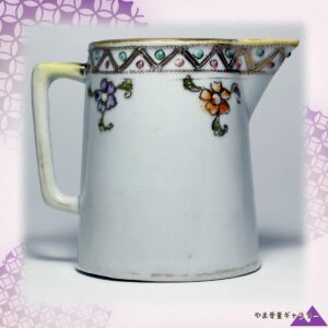【宝玉ちりばむ乳白の器】オールドノリタケ ジュエル装飾 花文 クリーマー 金彩