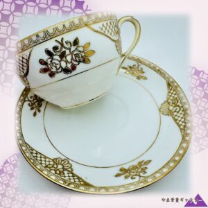 【金の薔薇に午後の光】オールドノリタケ 金盛 薔薇文 カップ&ソーサー
