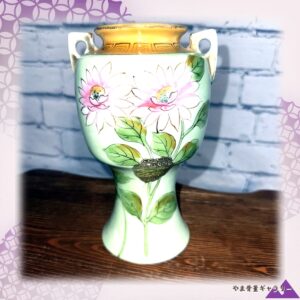 【淡緑にひらく大輪】オールドノリタケ 花文 両耳花瓶 金彩