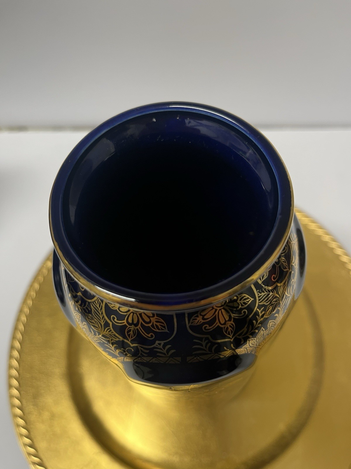 【金彩の菊が藍に咲きそろう】オールドノリタケ コバルト金彩 菊花文 花瓶 - 画像 (3)