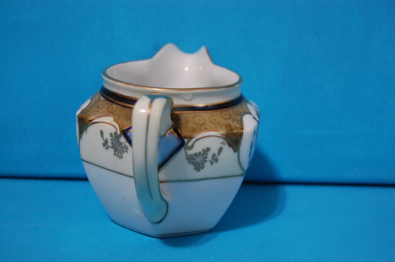 【金の帯に小花が咲く】オールドノリタケ 金彩 花文 茶器揃い - 画像 (2)